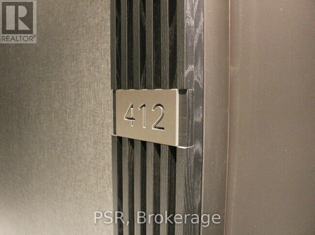 Photo du bâtiment - 110 Broadway Ave