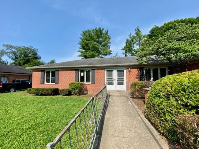 Building Photo - COMING SOON!! Beautiful 3-Bedroom, 2.5-Bat...
