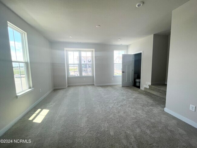 Building Photo - 315 Fost Blvd