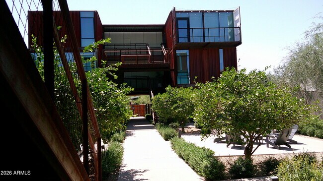 Foto del edificio - 1436 S Terrace Rd