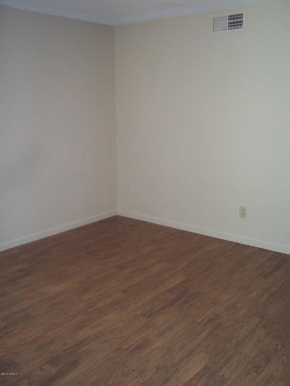 Foto del edificio - 2 Bedroom Condo in Great South Phoenix Location!