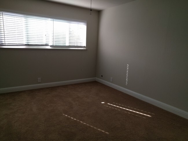 Foto del edificio - 20324 Forest Ave