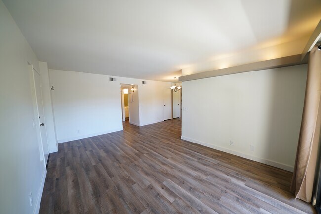 Foto del edificio - 28015 Sarabande Ln