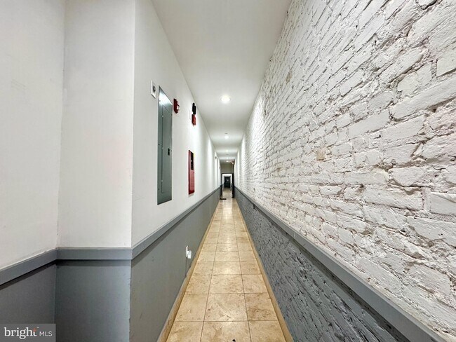 Foto del edificio - 1231 Vine St