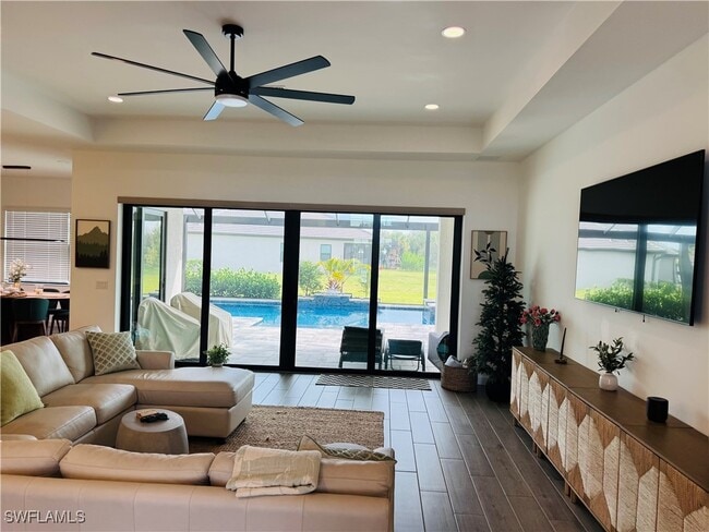 Building Photo - 10798 Timber Creek Dr