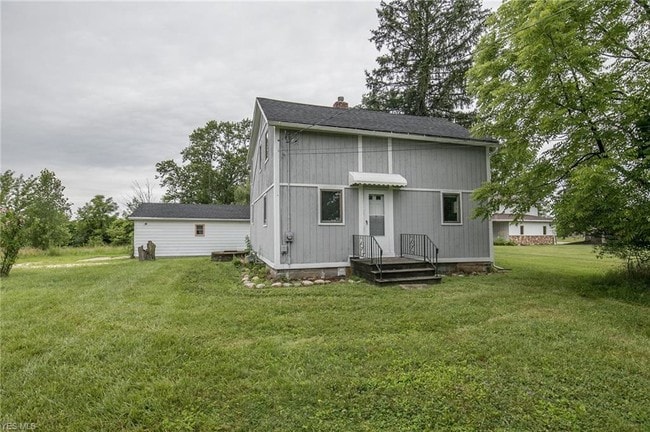 Building Photo - 774 W 130th St