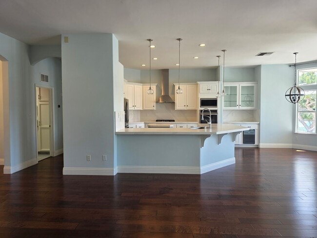 Foto del edificio - 8309 Waterfield Dr
