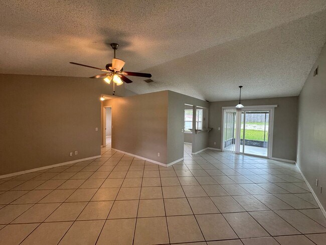 Foto del edificio - Cozy 3/2 in Deltona!!