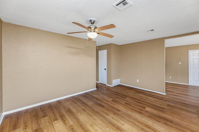 Building Photo - 4804 NW 48th St