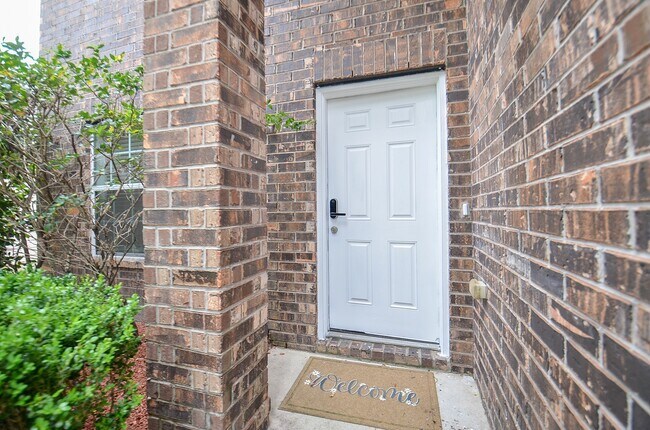 Building Photo - 21723 Britton Hill Way