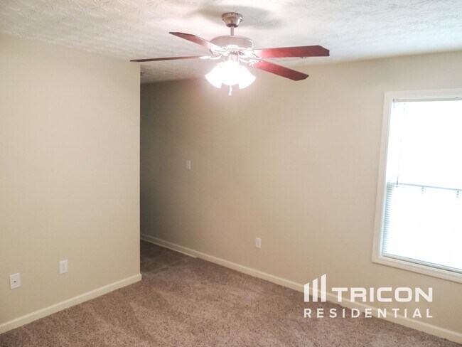 Foto del edificio - 1028 Weatherwood Pl NE