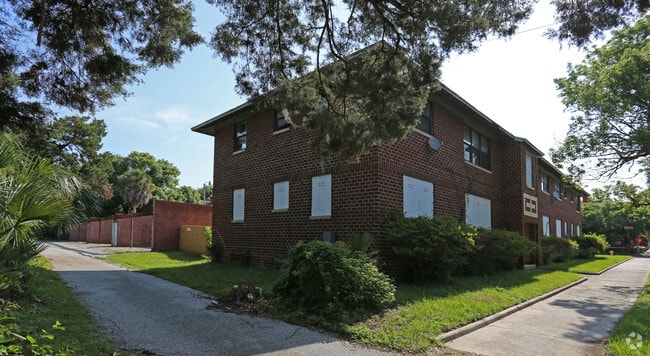 Building Photo - 1504 Perry St