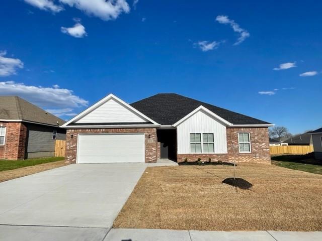Foto principal - 664 Woodland St