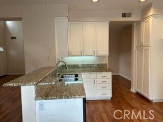 Foto del edificio - 102 Mira Mesa