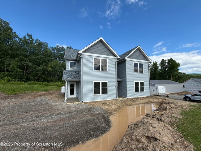 Foto del edificio - 1068 Lakeland Dr