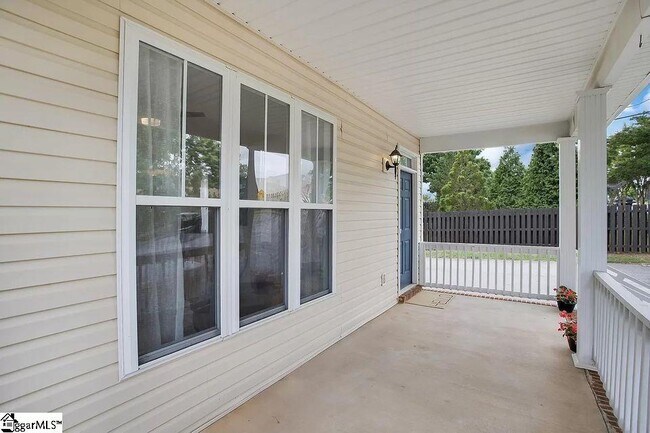 Foto del edificio - 12 Harvley St