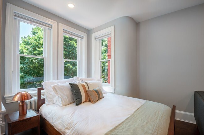 Foto del edificio - 213 5th St SE