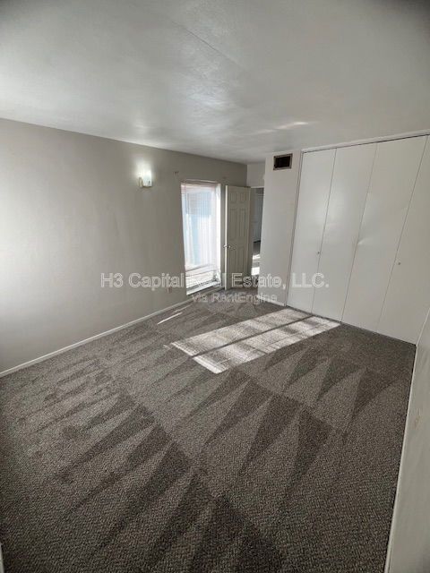 Foto del edificio - 121 St Louis Rd