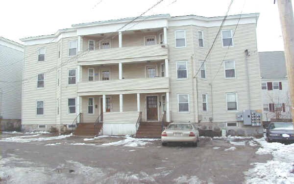 Primary Photo - 27-35 Maude St