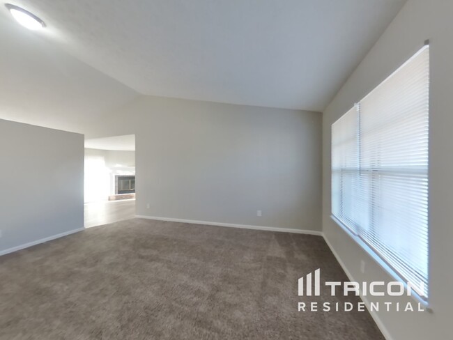 Foto del edificio - 25 Suncrest Drive Greenwood IN