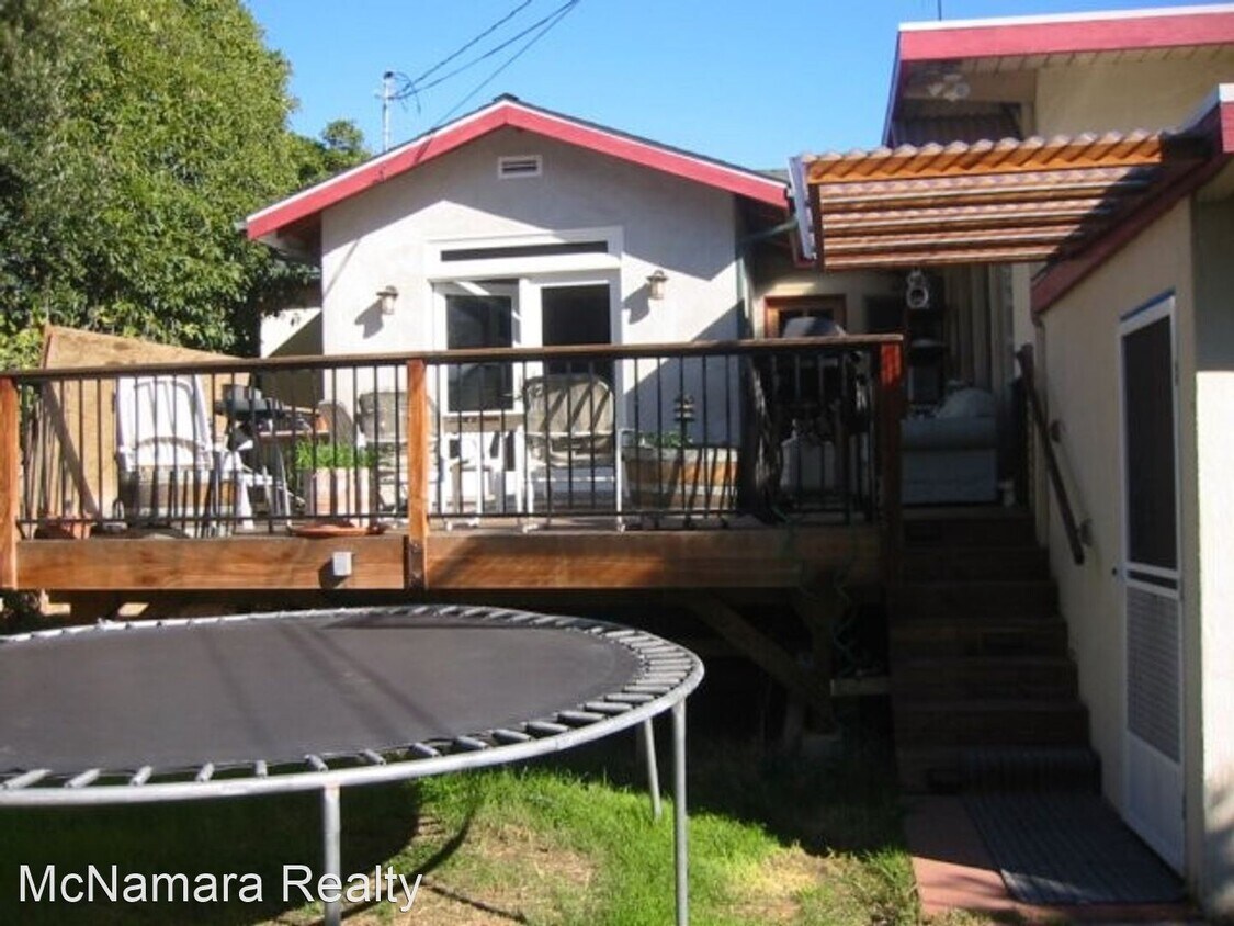 Primary Photo - 4 br, 3 bath House - 133 Orange Drive