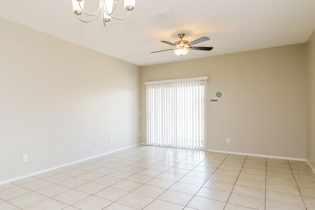 Foto del edificio - 42142 W Balsa Dr