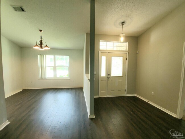 Foto del edificio - 5065 Copperfield Dr