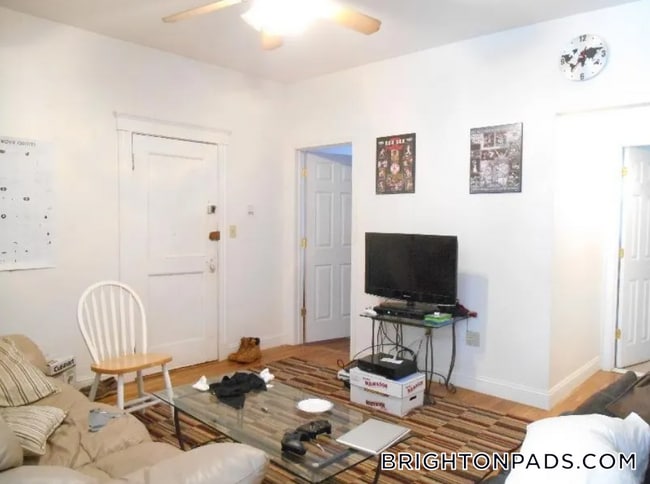 Building Photo - 23 Cummings Rd