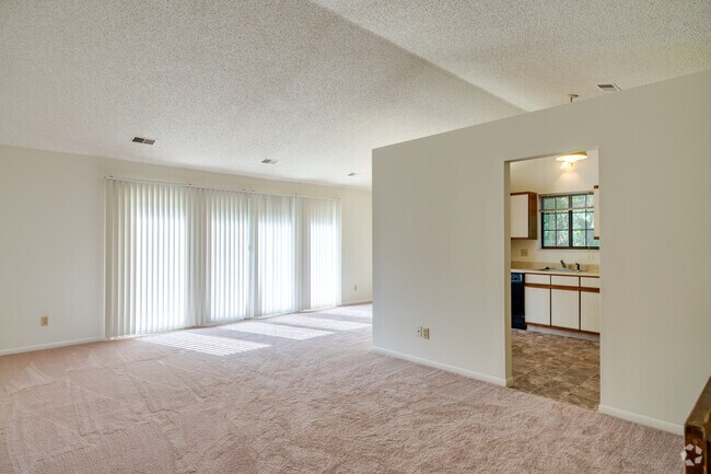 3 habitaciones, 2 baños, 120 metros cuadrados, sala de estar - Birchwood Pointe