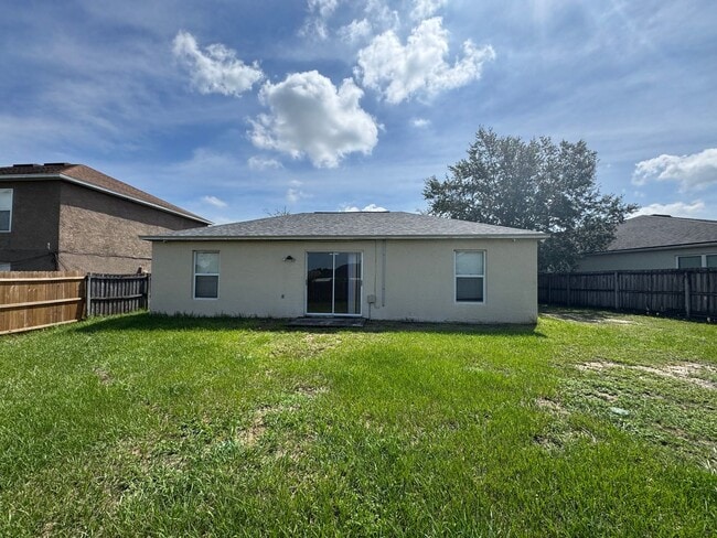 Building Photo - 3Bed/2Bath Home and 2-car garage!!!