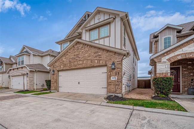 Foto del edificio - 8918 Live Oak Grove Ln