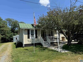 Building Photo - 1109 Myrtle St