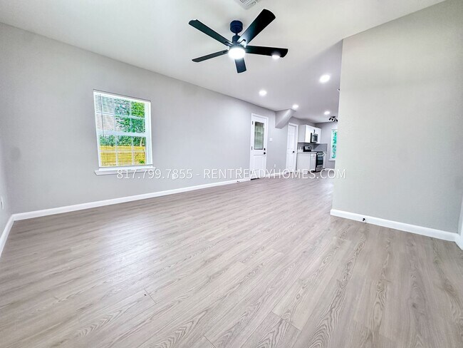 Foto del edificio - 6431 Myrtle St