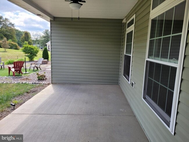Building Photo - 315 Baltusrol Dr