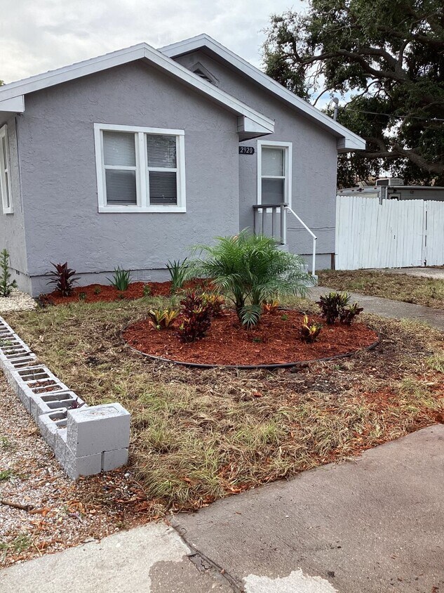 2920 Gillespie Ave, Sarasota, FL 34234 House Rental in Sarasota, FL