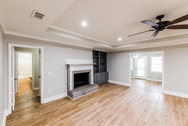 Building Photo - Gorgeous 3 Bedroom Home in Madison, MS!