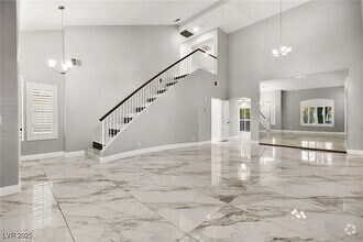 Building Photo - 8528 Sierra Cima Ln