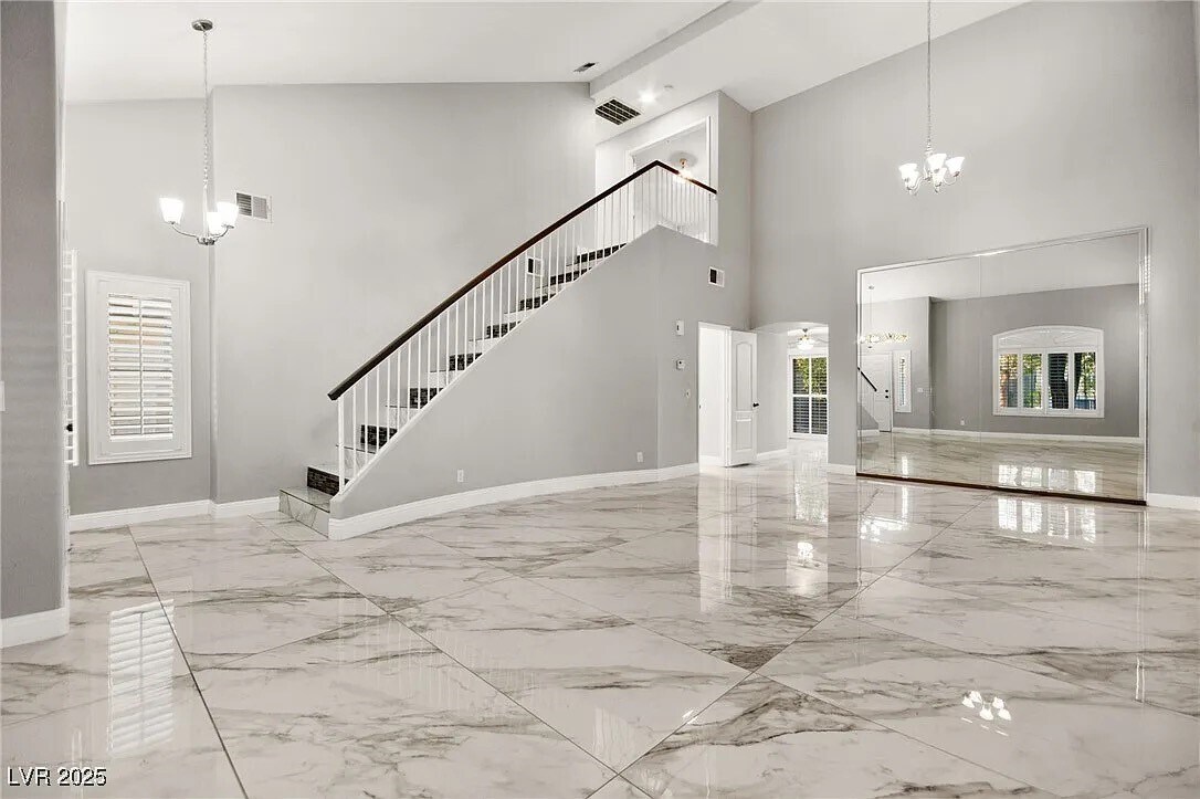 Foto principal - 8528 Sierra Cima Ln
