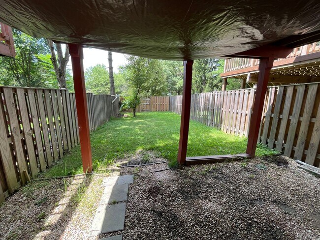 Foto del edificio - Updated 3 BR/2.5 BA Townhome in Dorsey Hall!
