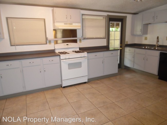Building Photo - 3 br, 1 bath House - 2005 GEORGIA AVE