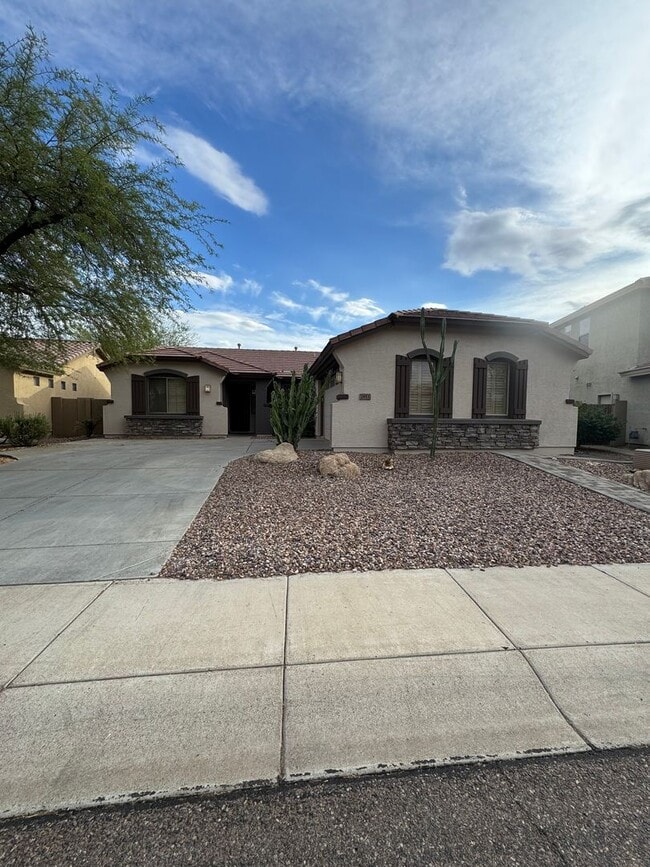 Building Photo - 4 bedroom with pool in Anthem