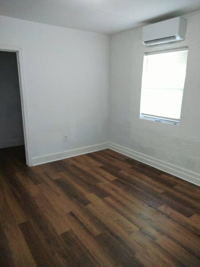 Foto del edificio - 614 1st St N