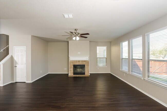 Foto del edificio - 10351 Fort Davis Trail