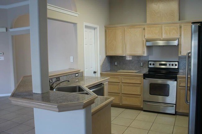 Building Photo - 13558 Ducat Ct