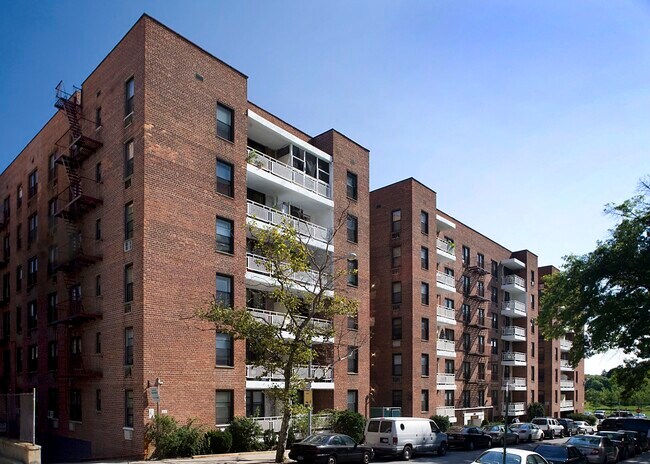 Foto del edificio - 137-20 45th Ave