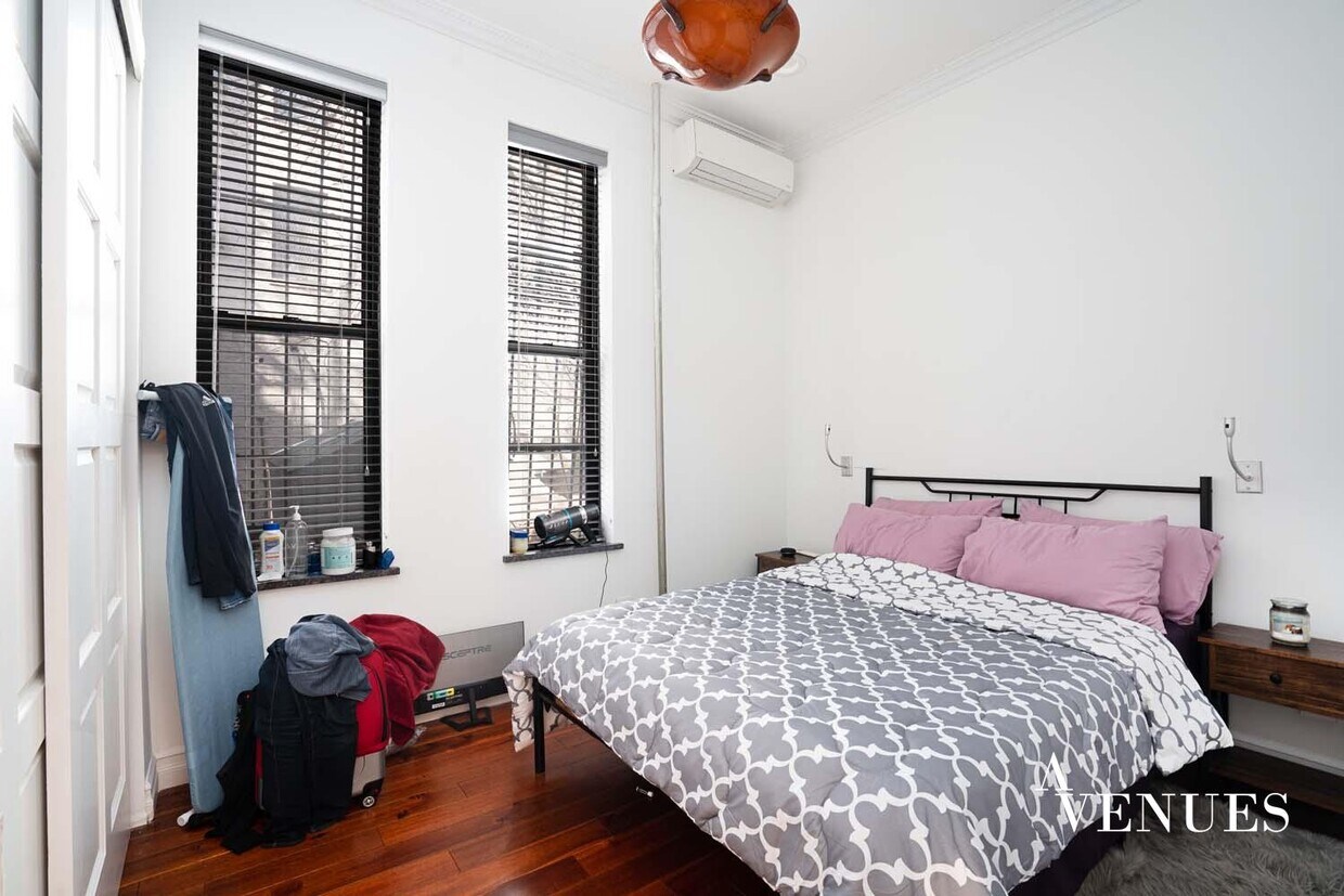Primary Photo - 268 W 136th St