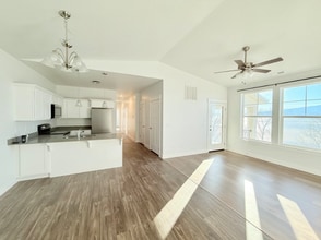 Building Photo - 419 N 360 W