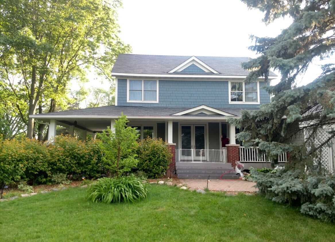 Primary Photo - 4815 Quinwood Ln N