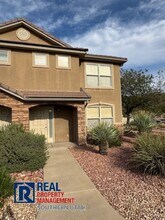 Building Photo - 3155 S Hidden Valley Dr