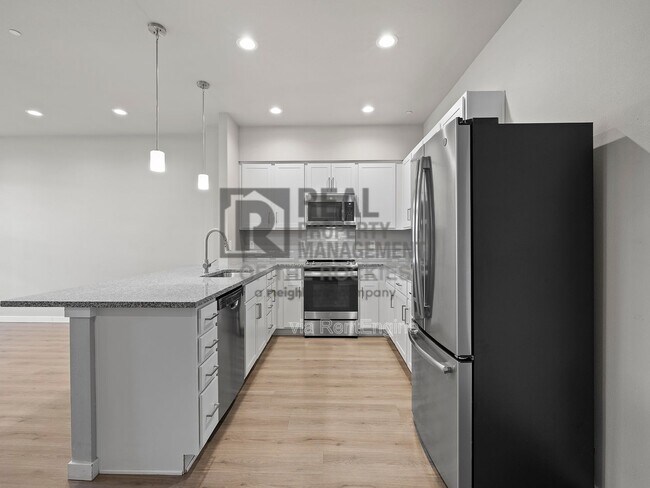 Foto del edificio - 744 Wagon Trail Rd